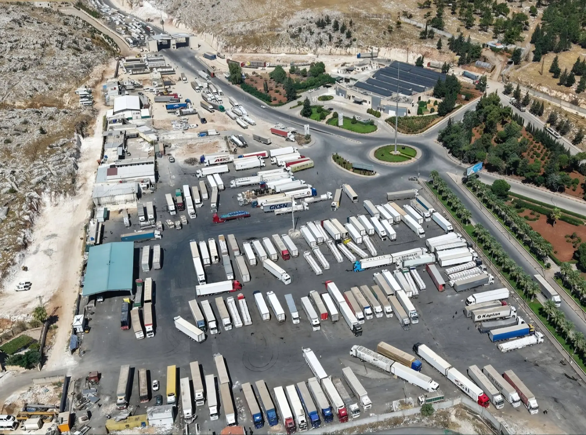 Bab al-Hawa: 95,000 Trucks, 602,000 Travelers in 8 Months
