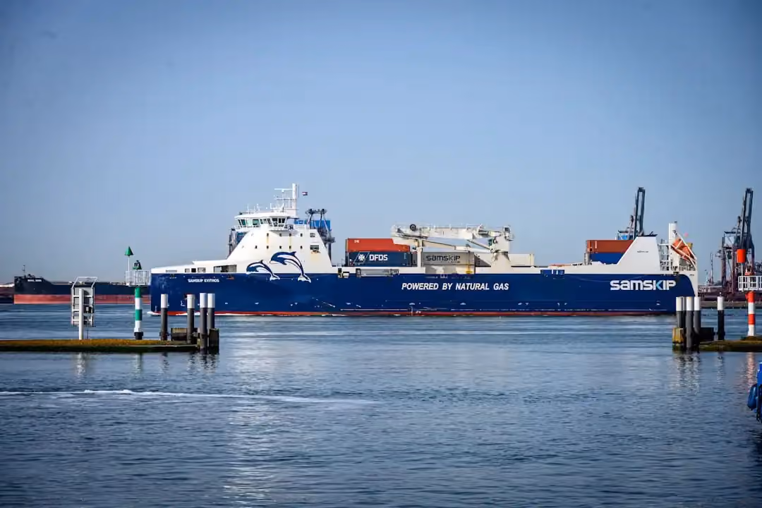 Syria Petroleum Company Begins Offloading Diesel and LPG Tankers at Baniyas Port