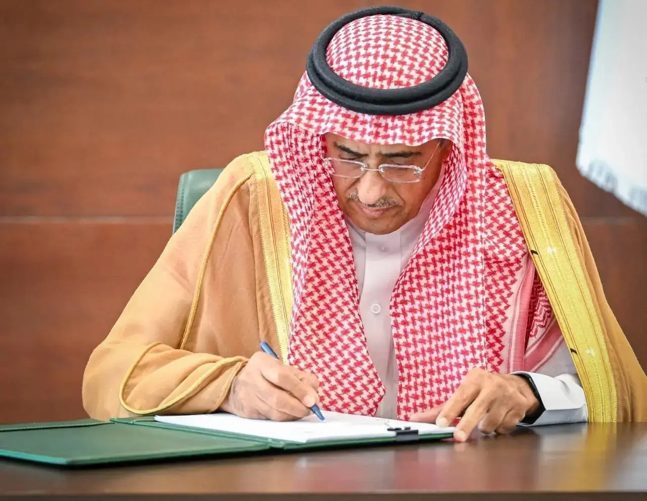 King Salman Center to Build Complex in Saraqib