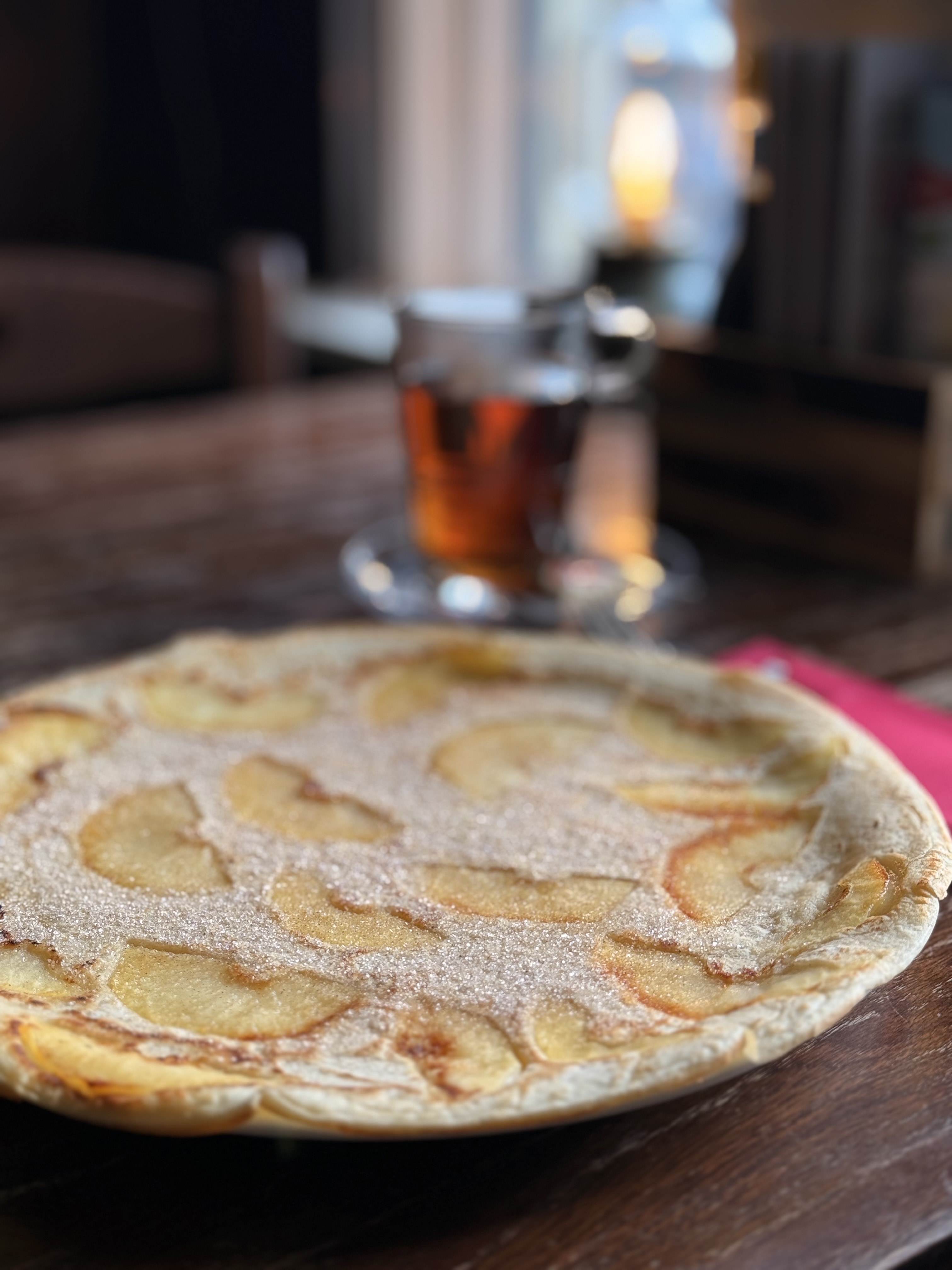 Appel pannenkoek met kaneelsuiker