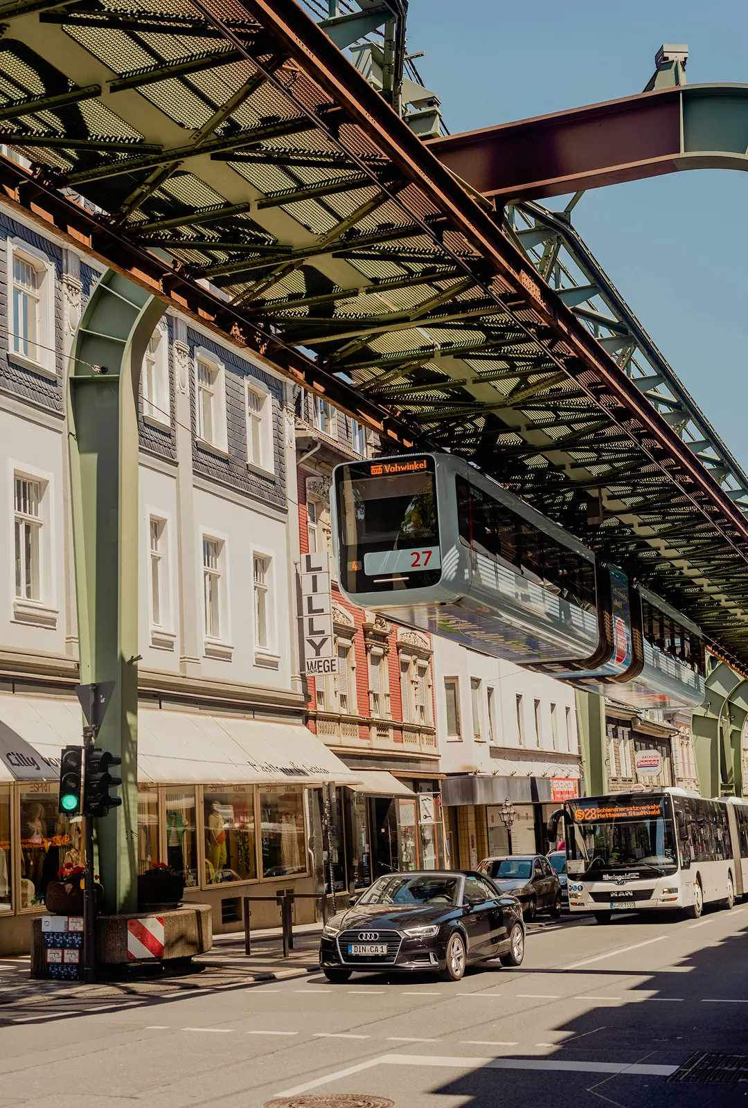 Aus der Region, für die Region - ST Bauelemente Fenster und Türen - Wuppertal Ronsdorf
