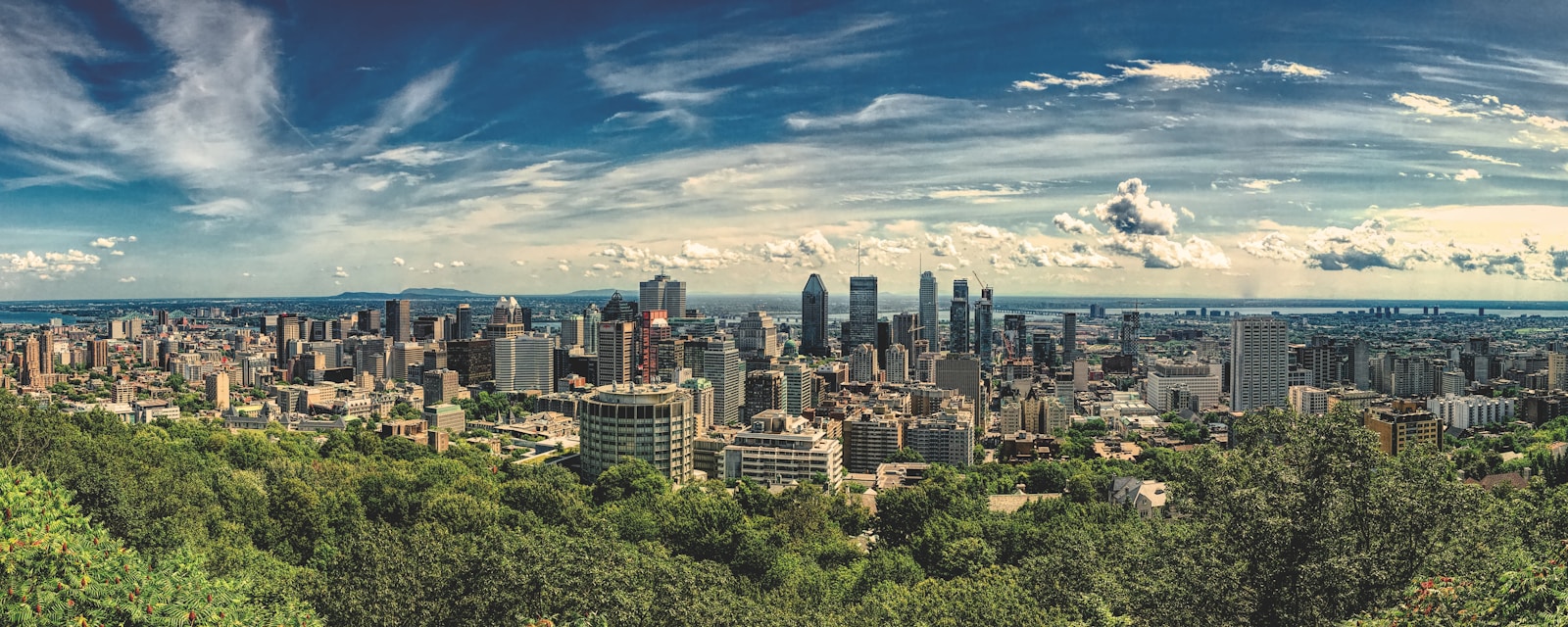 La skyline de Montreal vue depuis le mont Royal
