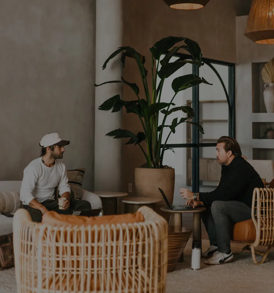 People chatting in Gevity