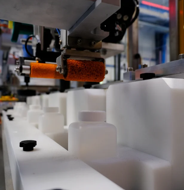 Machine industrielle CEB (Centre Européen de Biotechnologie)