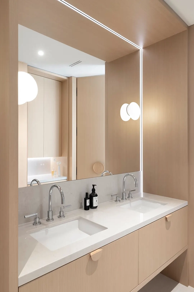 Twin Creek bathroom vanity
