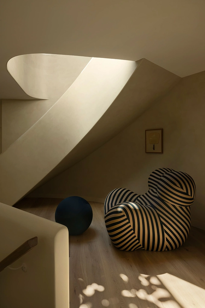 Deep Cove basement staircase venetian plaster