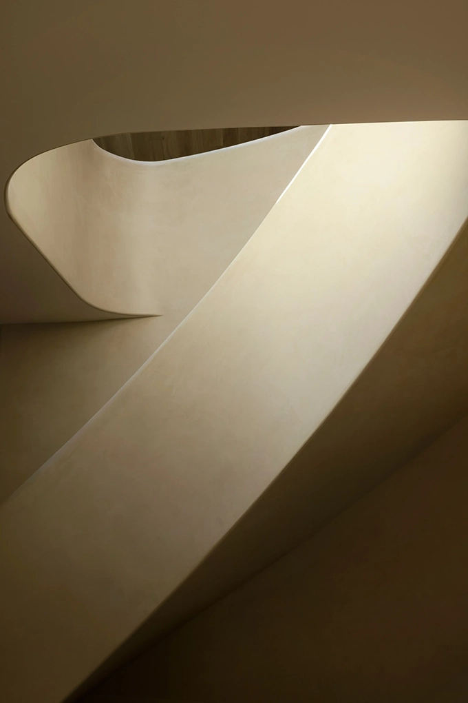 Deep Cove venetian plaster staircase detail