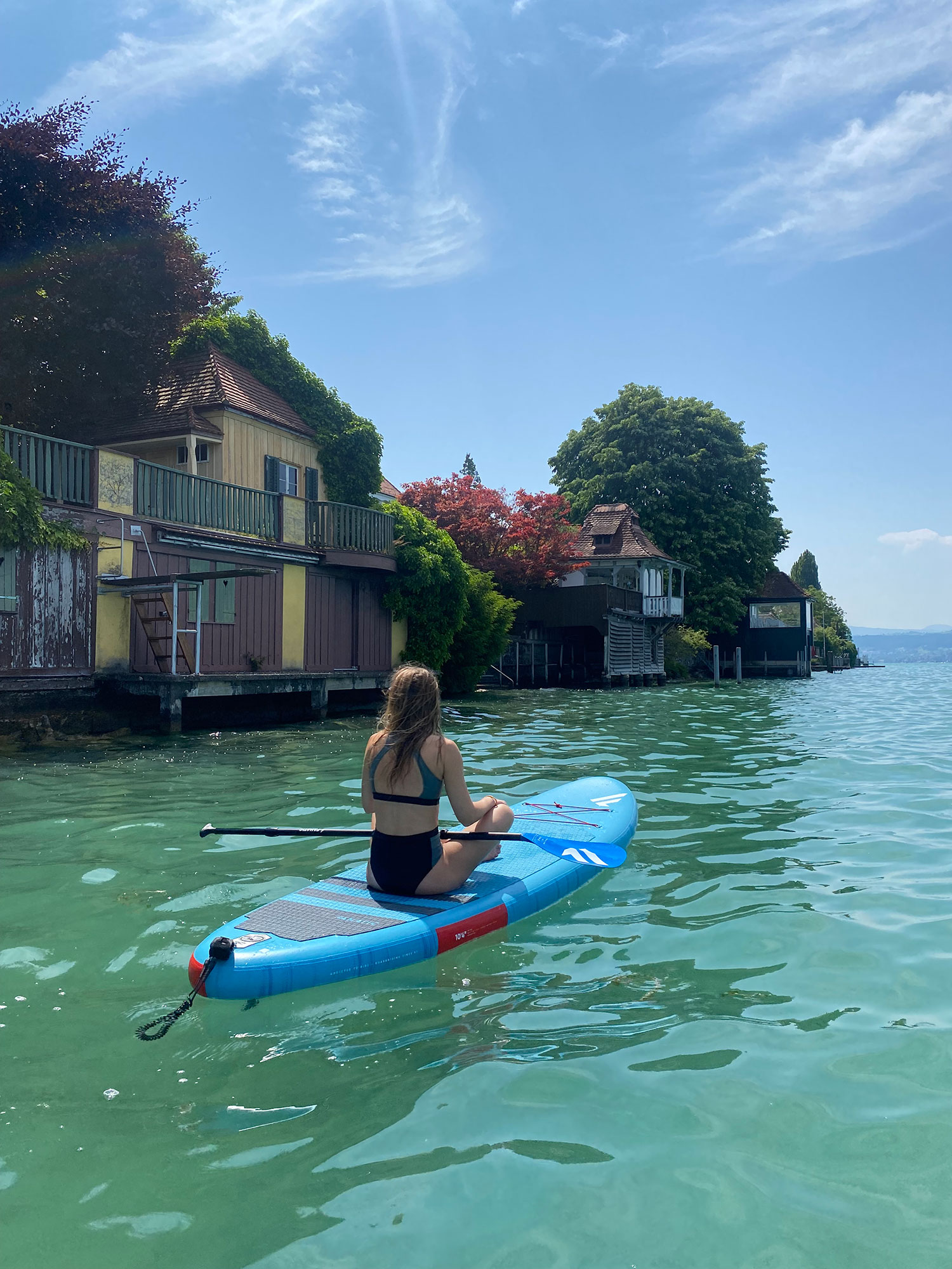 Discovering Zurich on a Stand Up Paddle 