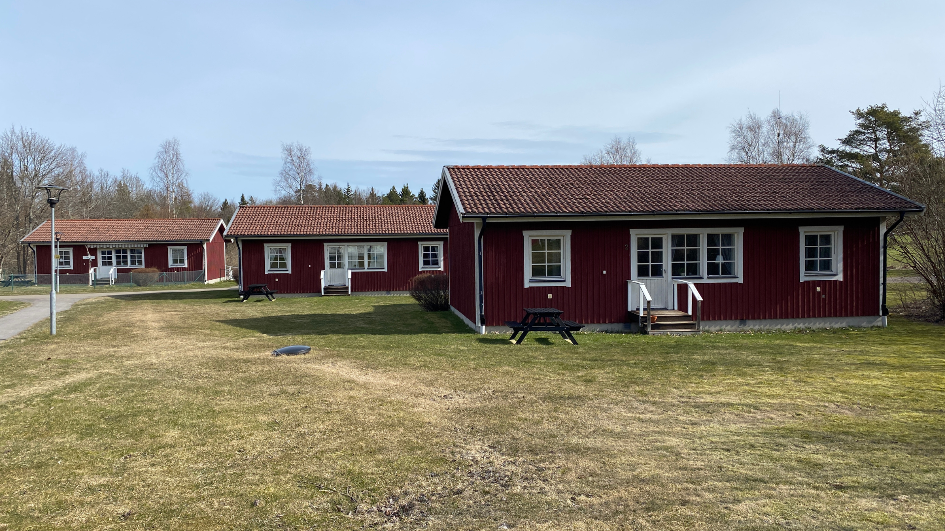 utsidan av stugorna