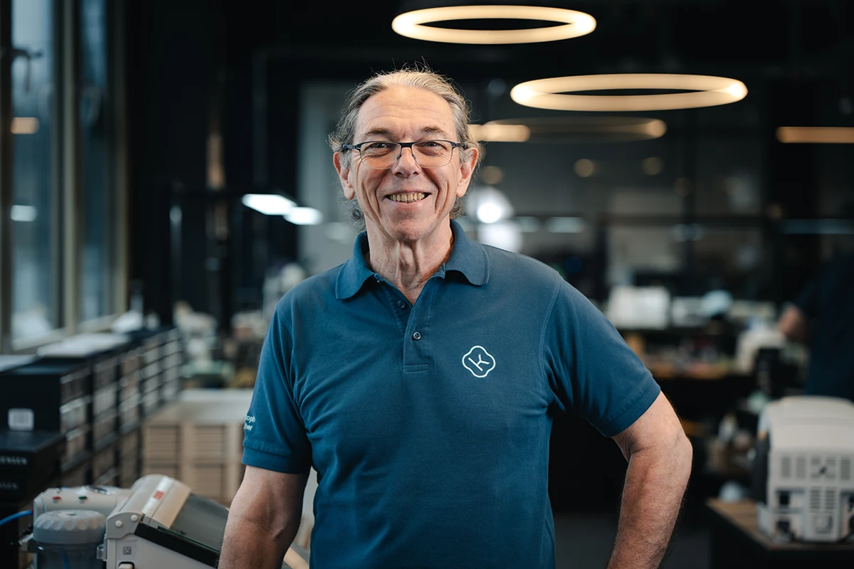 Portrait des Mitarbeitenden