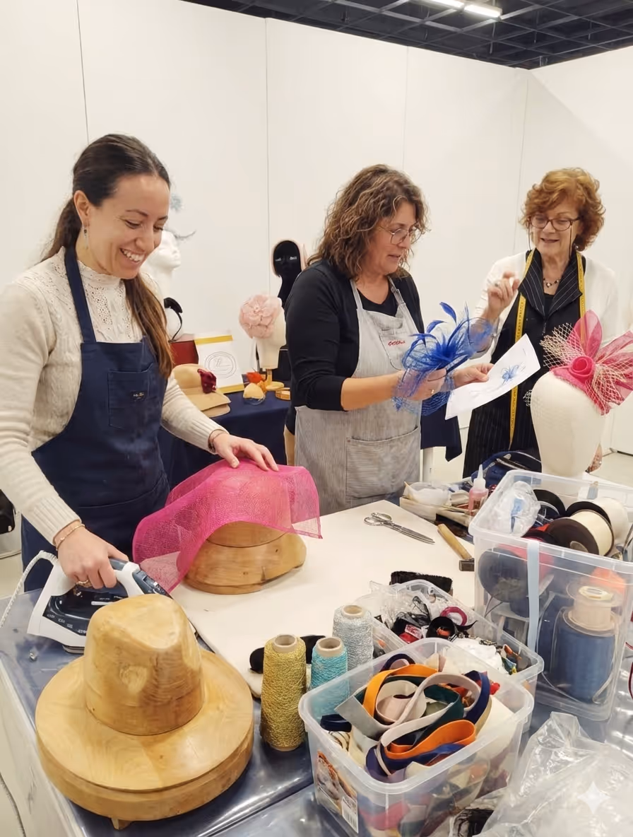 image of art class in session (for a ceramic studio)