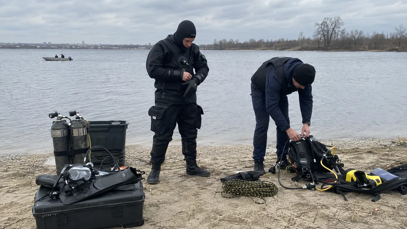 Підготовка водолазів-саперів до виконання робіт з підводного розмінування