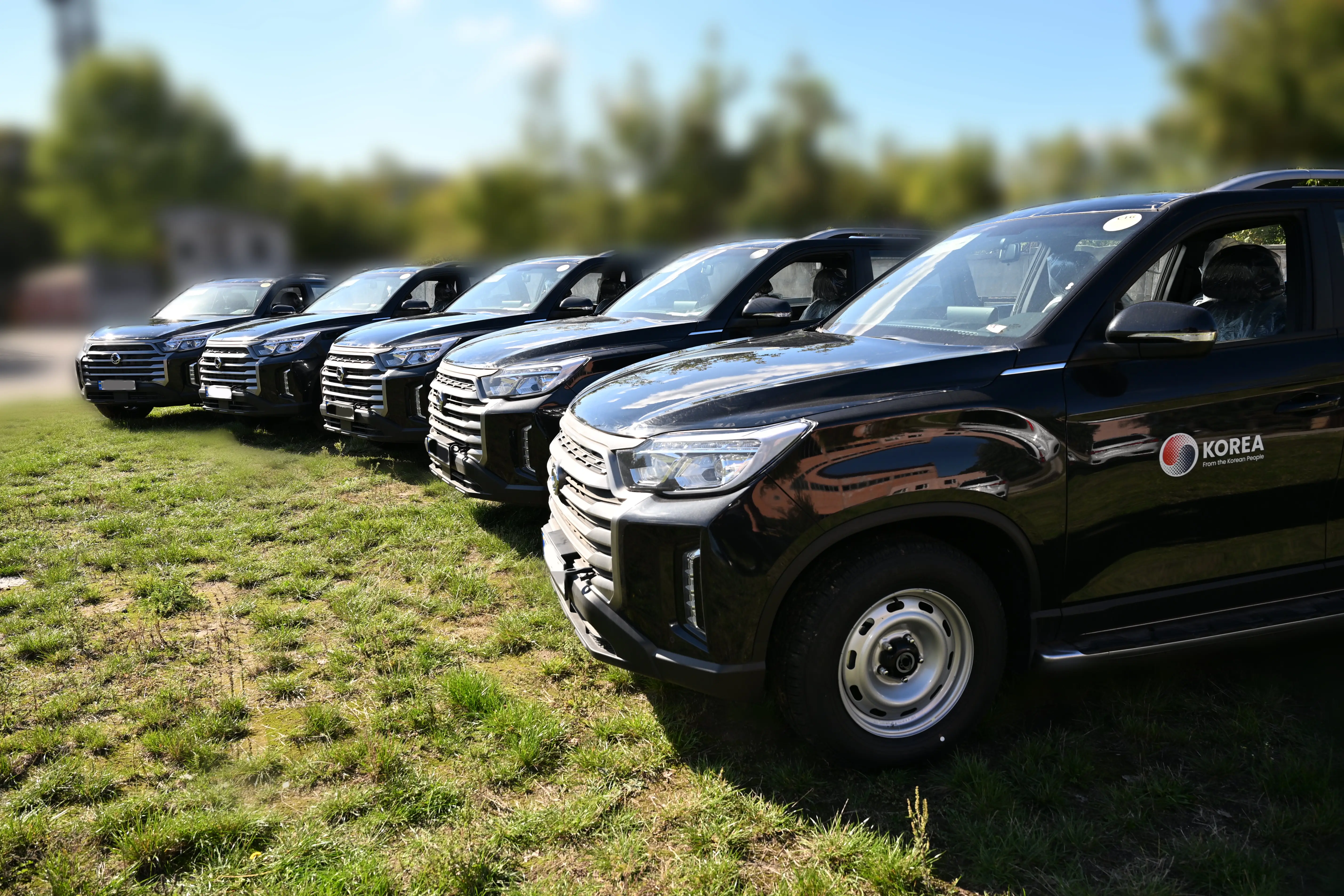 Південна Корея передала ЦГР п’ять автомобілів