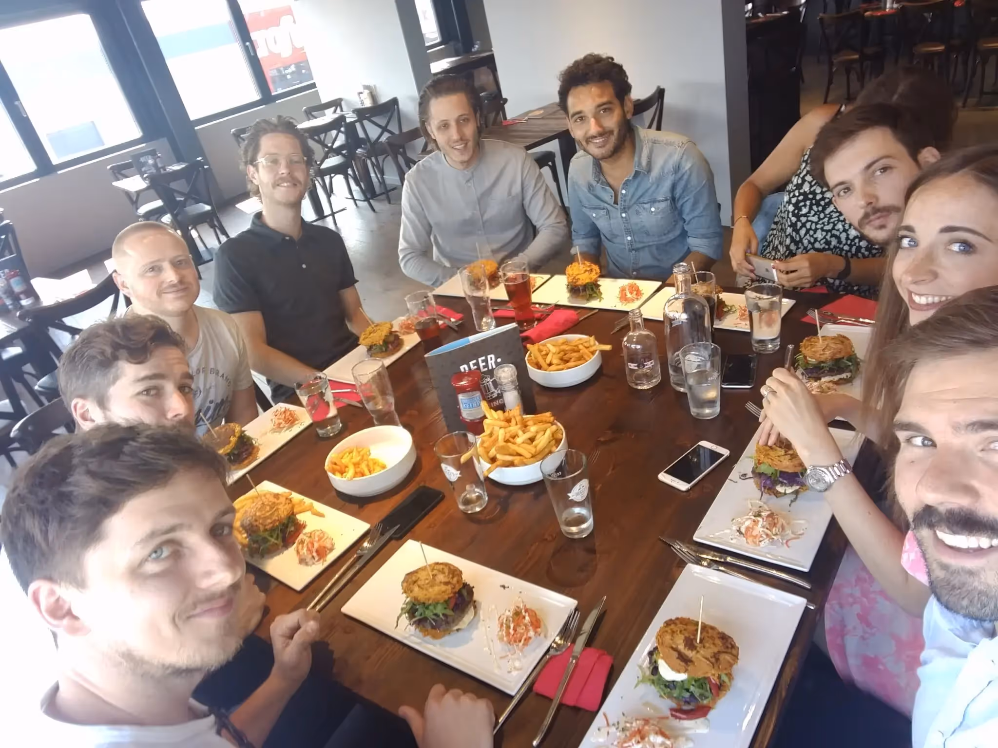 équipe HOMI et Huggy's Bar