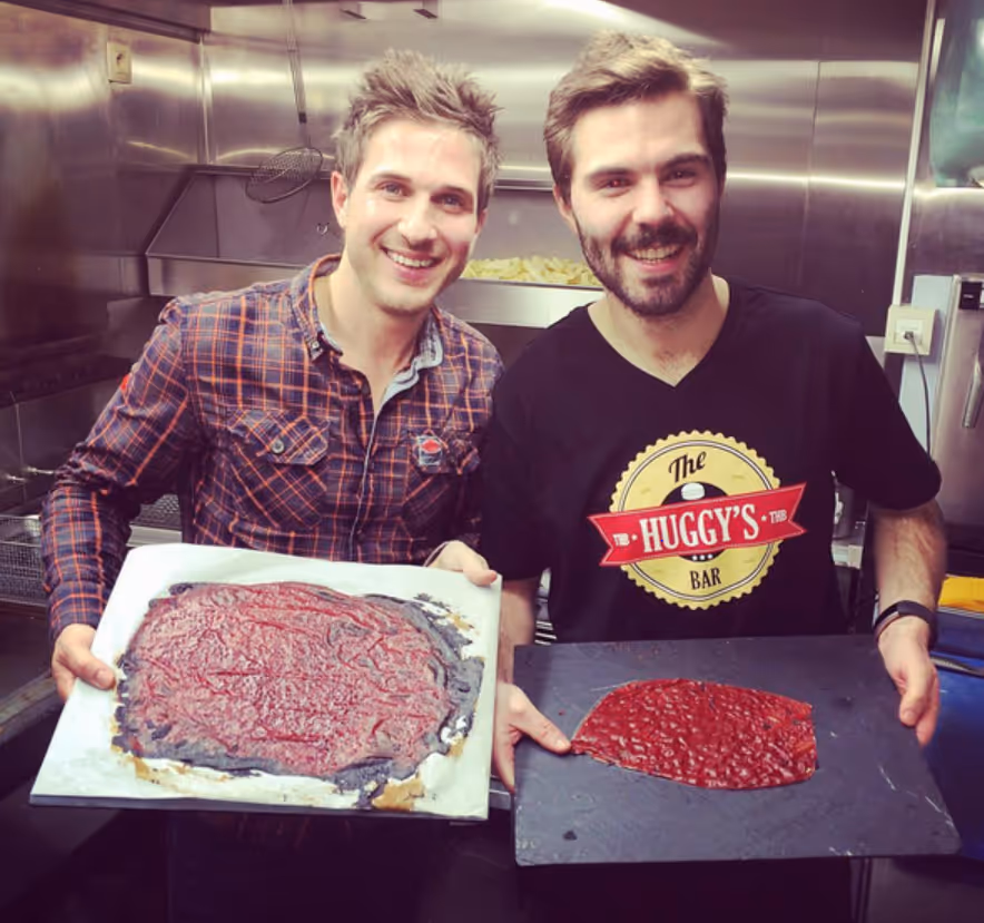 Cuir de ketchup Huggy's bar