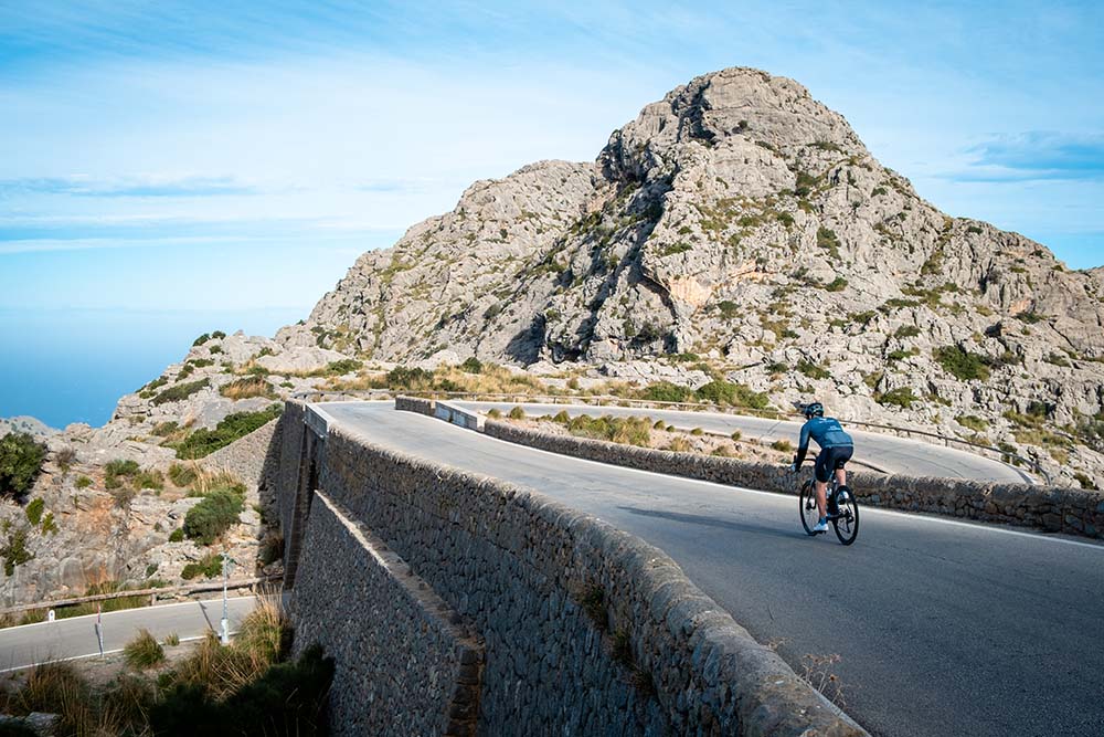 The Role of Terrain Variety in a Mallorca Cycling Camp