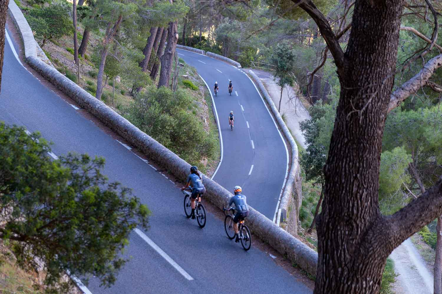 Climbing Batella