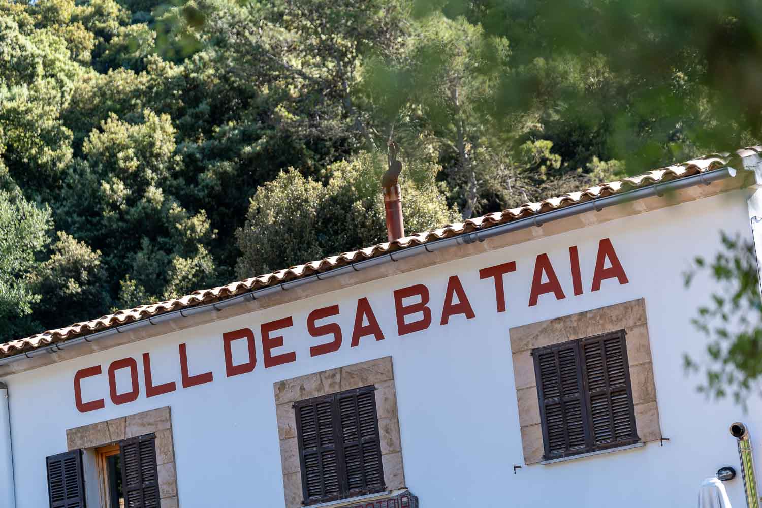 Sa Batella sign
