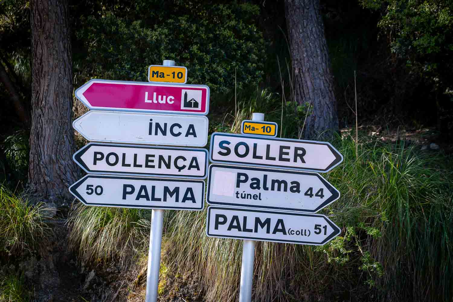 Signs of Mallorca cycling roads