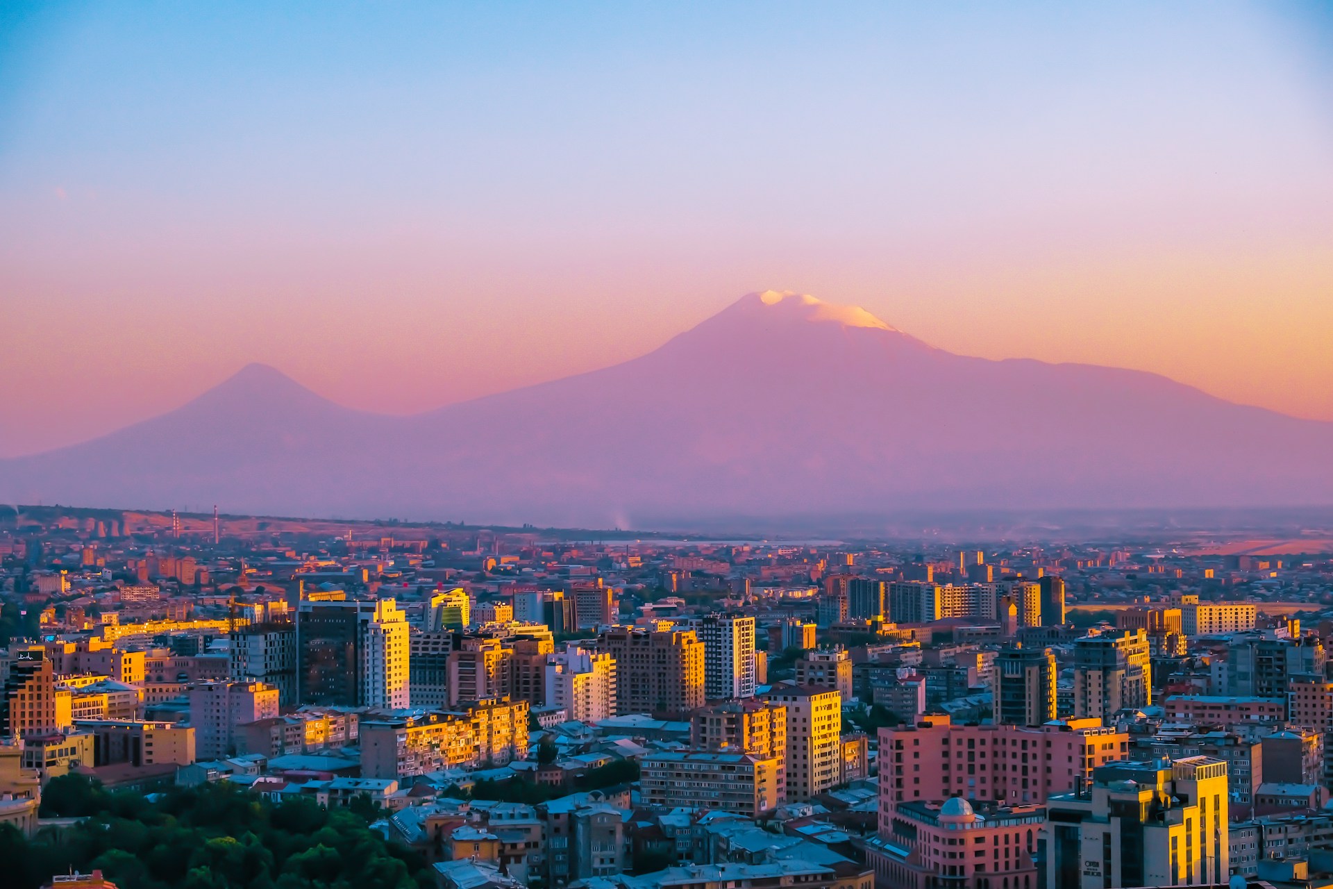 Armenian Imposes New Tax Regime for Online Casinos and Bookmakers 
