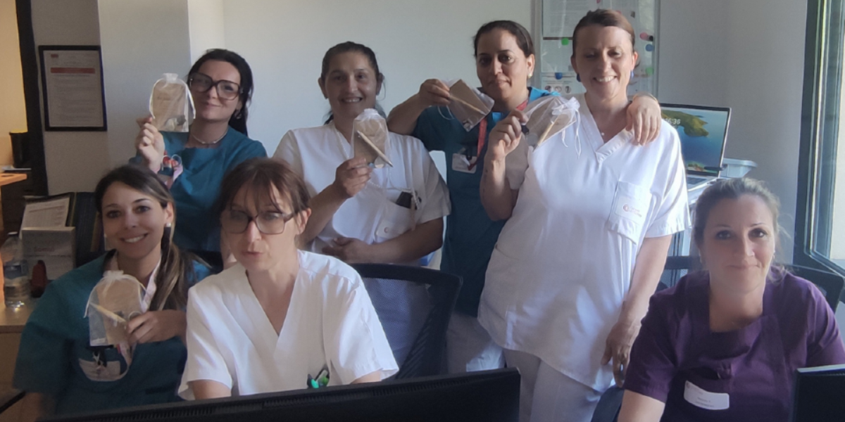 Un geste tendre pour la fête des mères au SMR Le Colombier