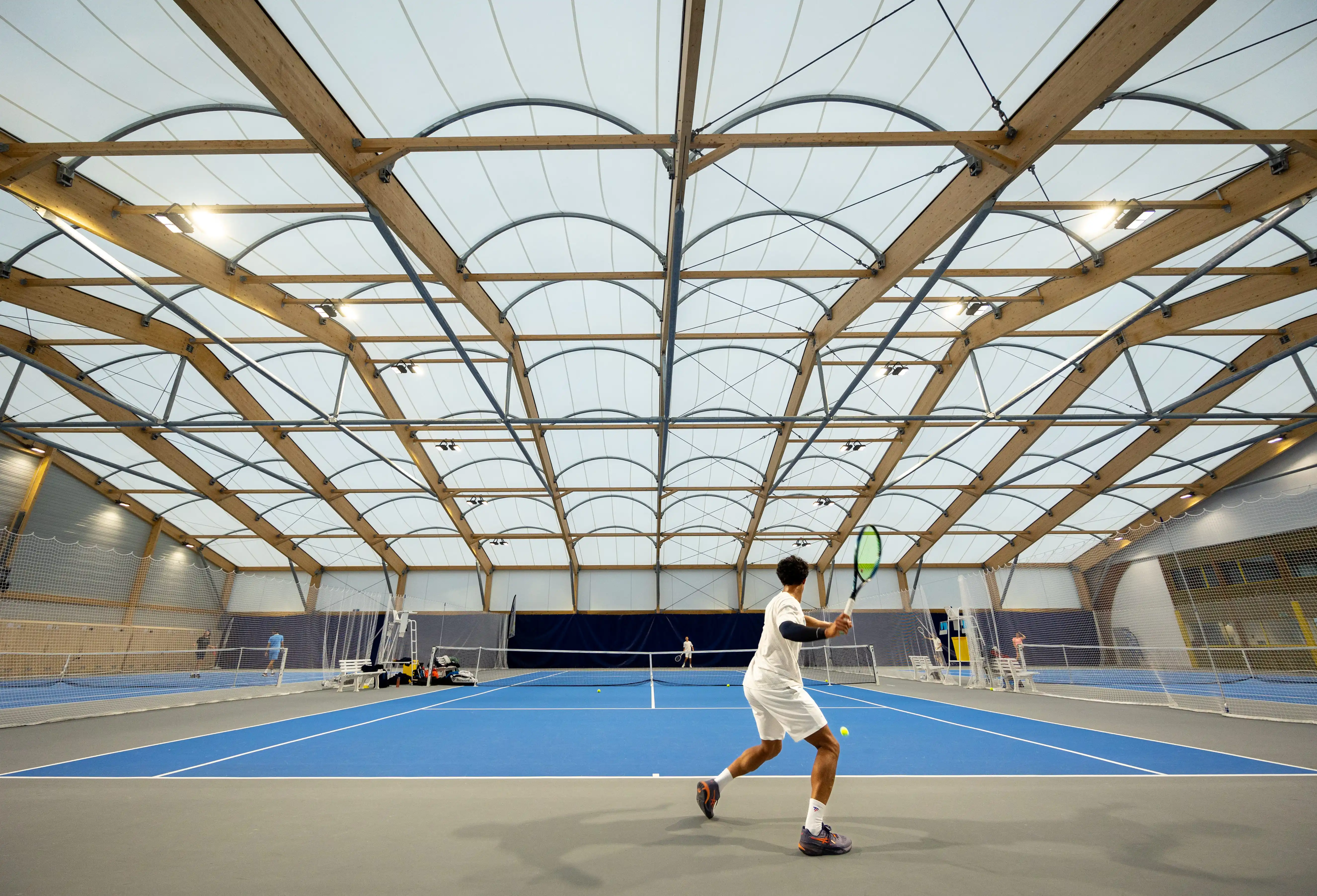 Photo d'un complexe de tennis, projet mené par INTECH