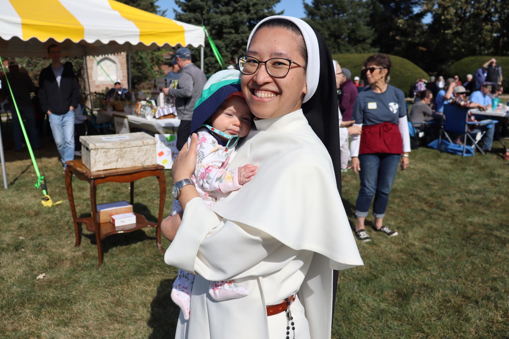 After the storm cancelled our picnic in September, we finally had a successful one in October! It was especially memorable as the first annual picnic after the hiatus caused by COVID.