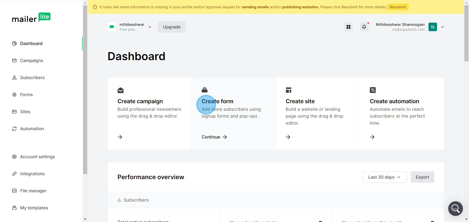 1 Click on "Create form"