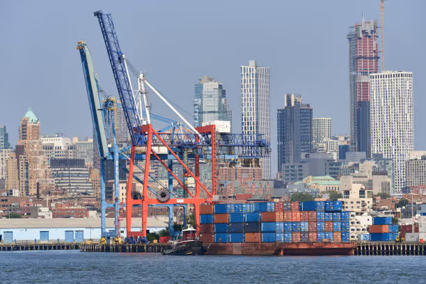 Intérieur rustique du restaurant Hometown BBQ à Brooklyn