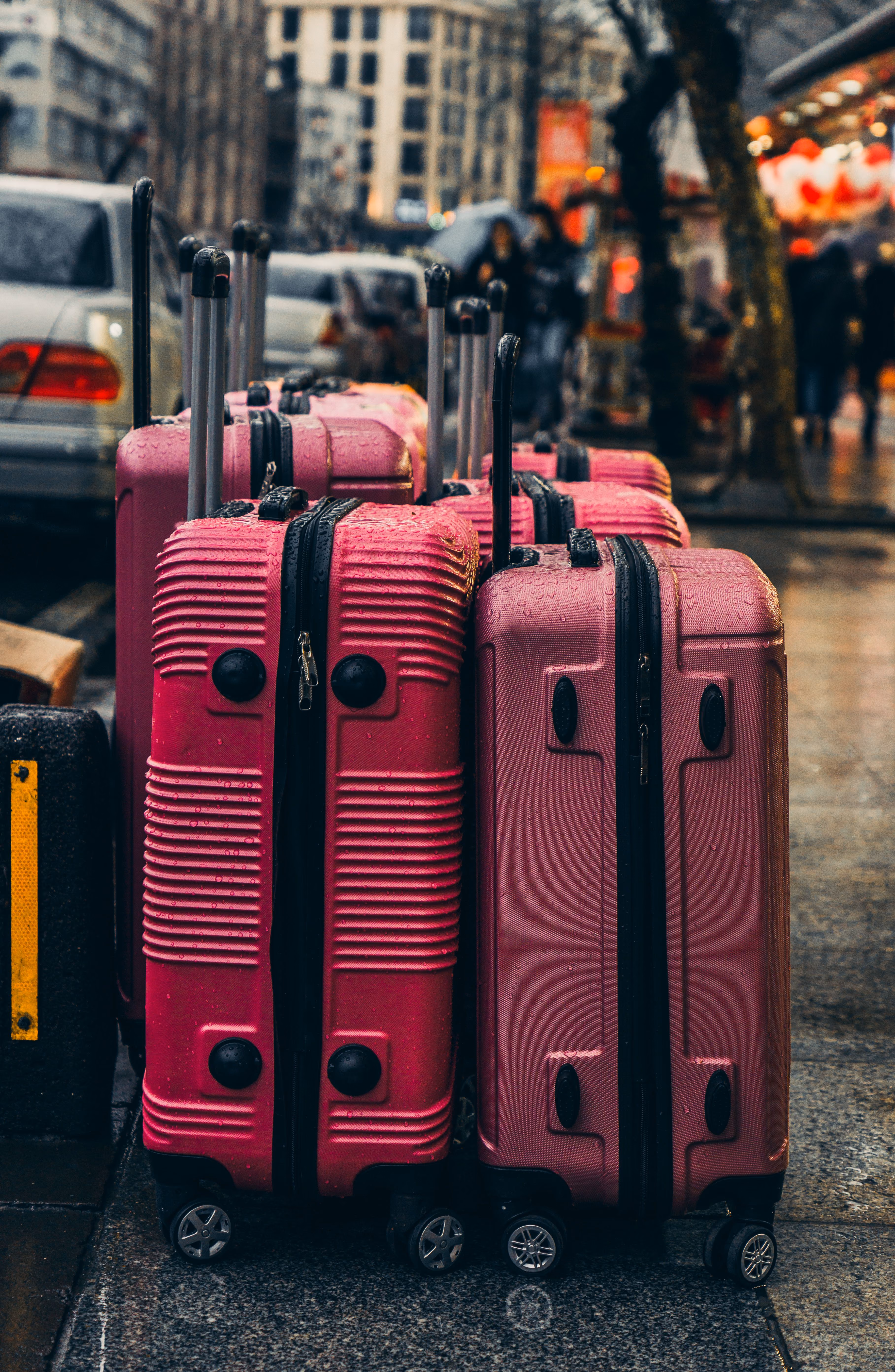 Touriste avec ses valises à New York