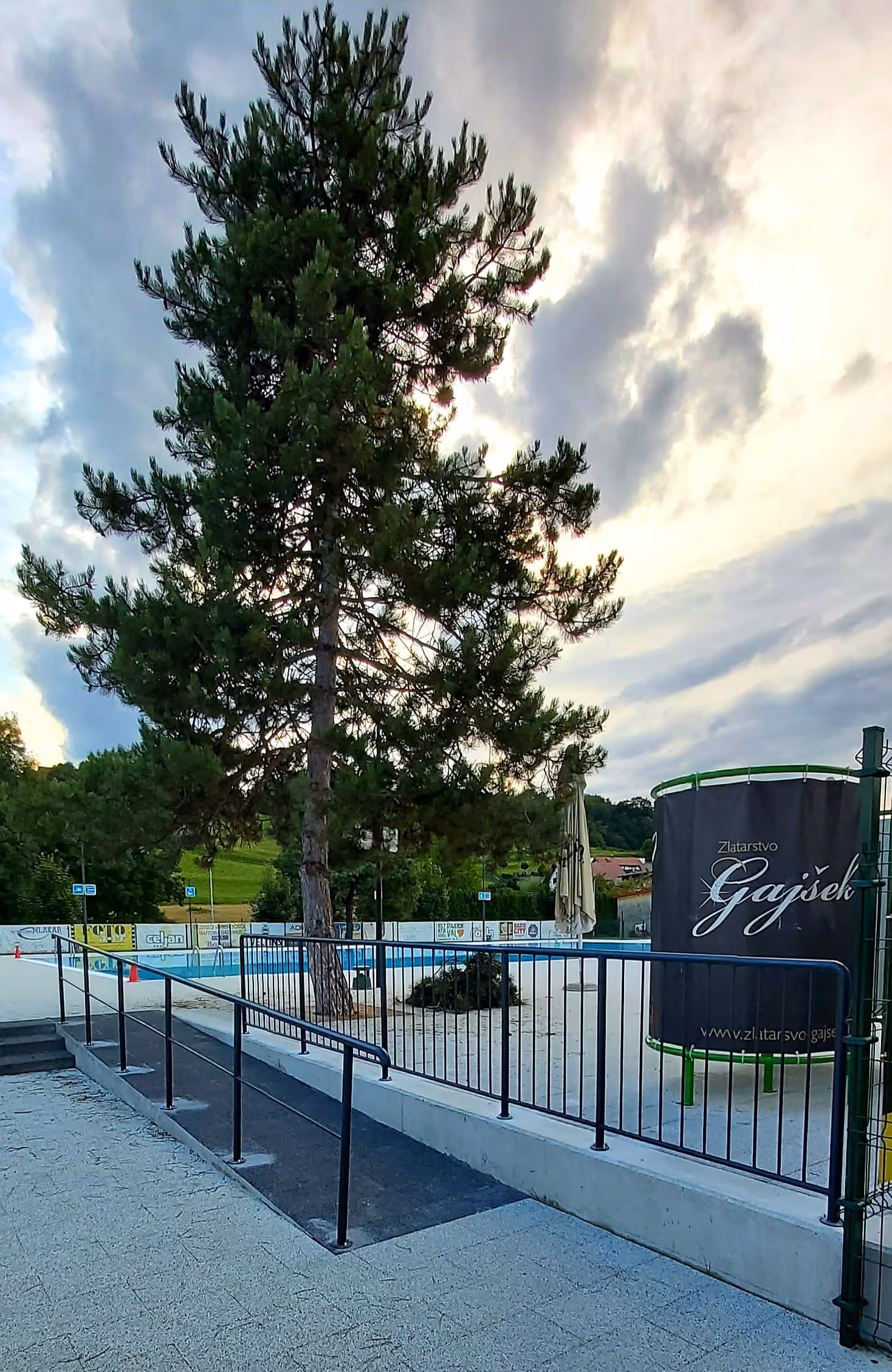 image of past commercial project for a general contractor