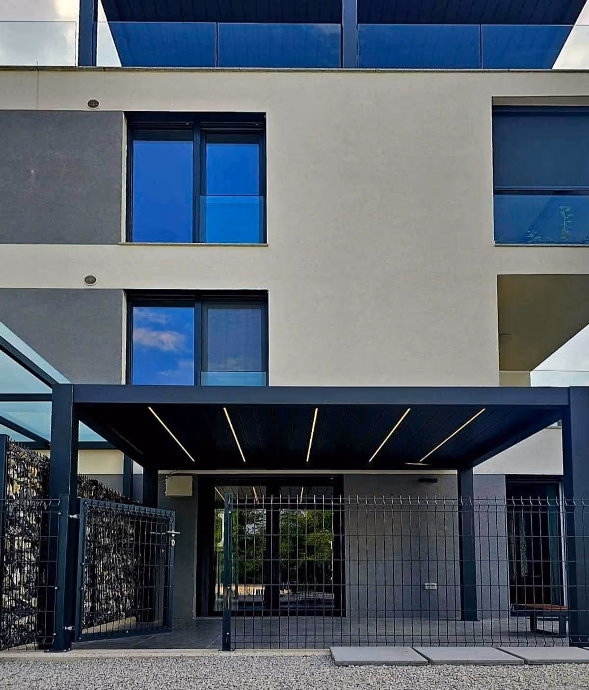 image of past commercial project for a general contractor