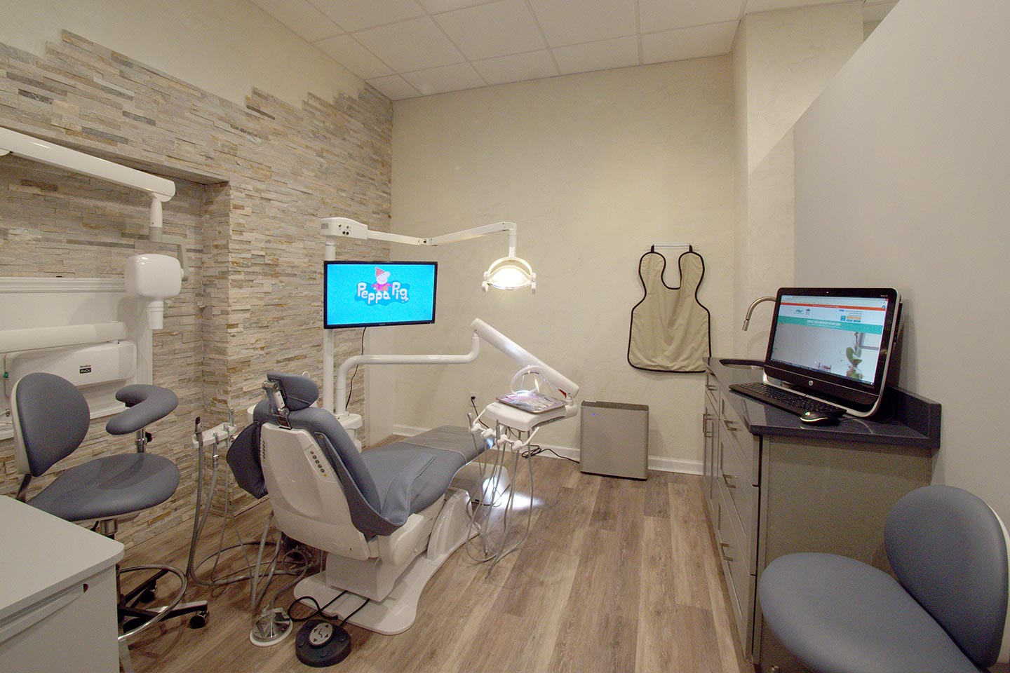 Tribeca North Dentistry in Quague, NY