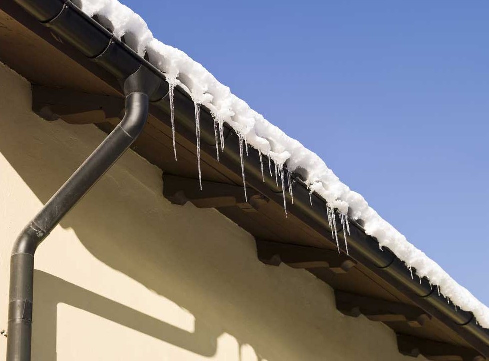 signs to replace gutters