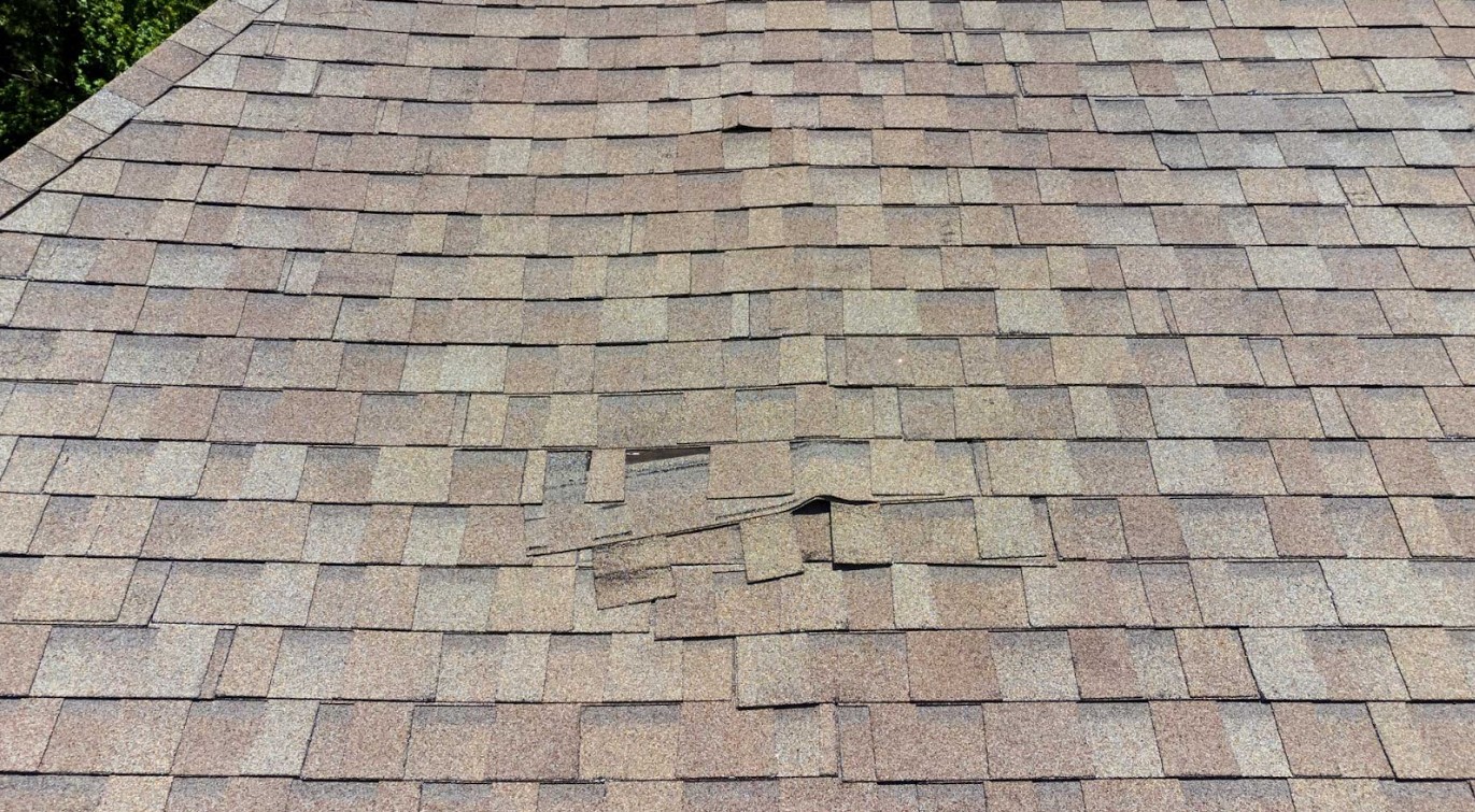 warning signs of roof damage