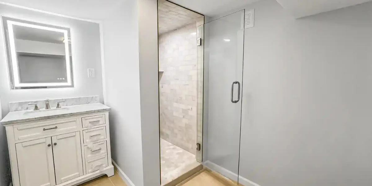 small-bathroom-feel-larger-NJ