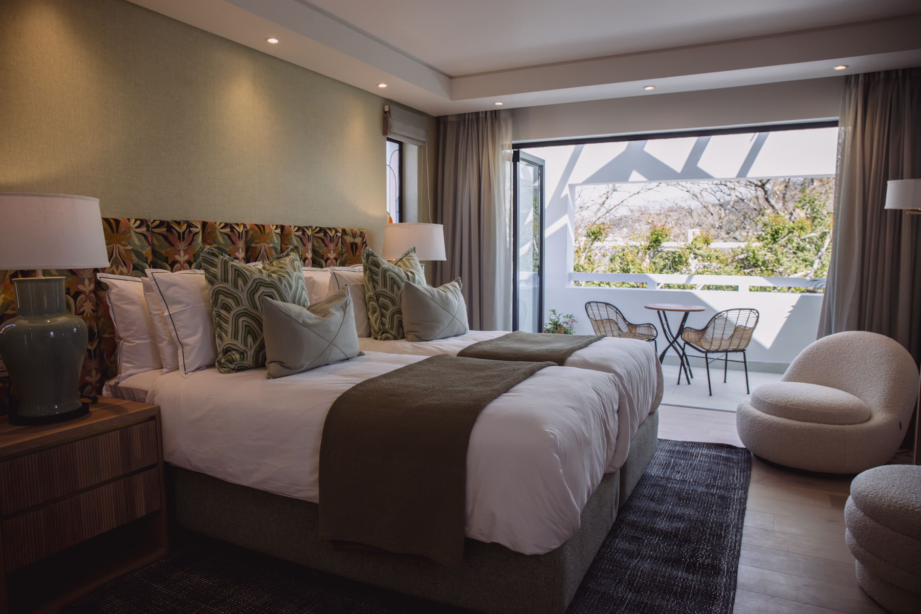king suite with balcony