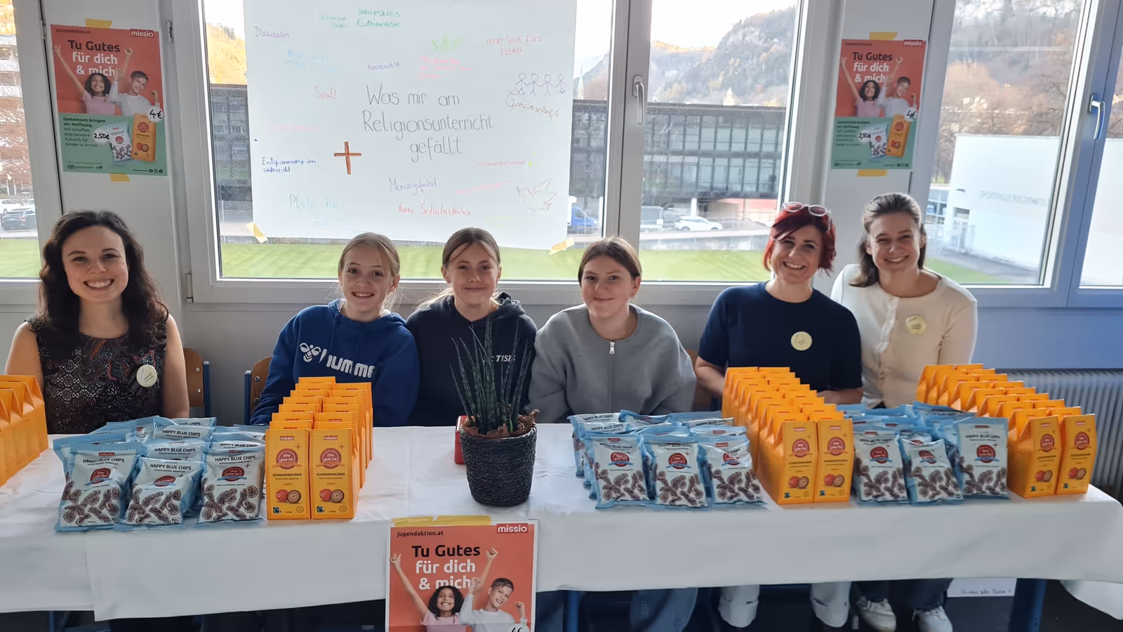 Chips- und Pralinenverkauf für einen guten Zweck