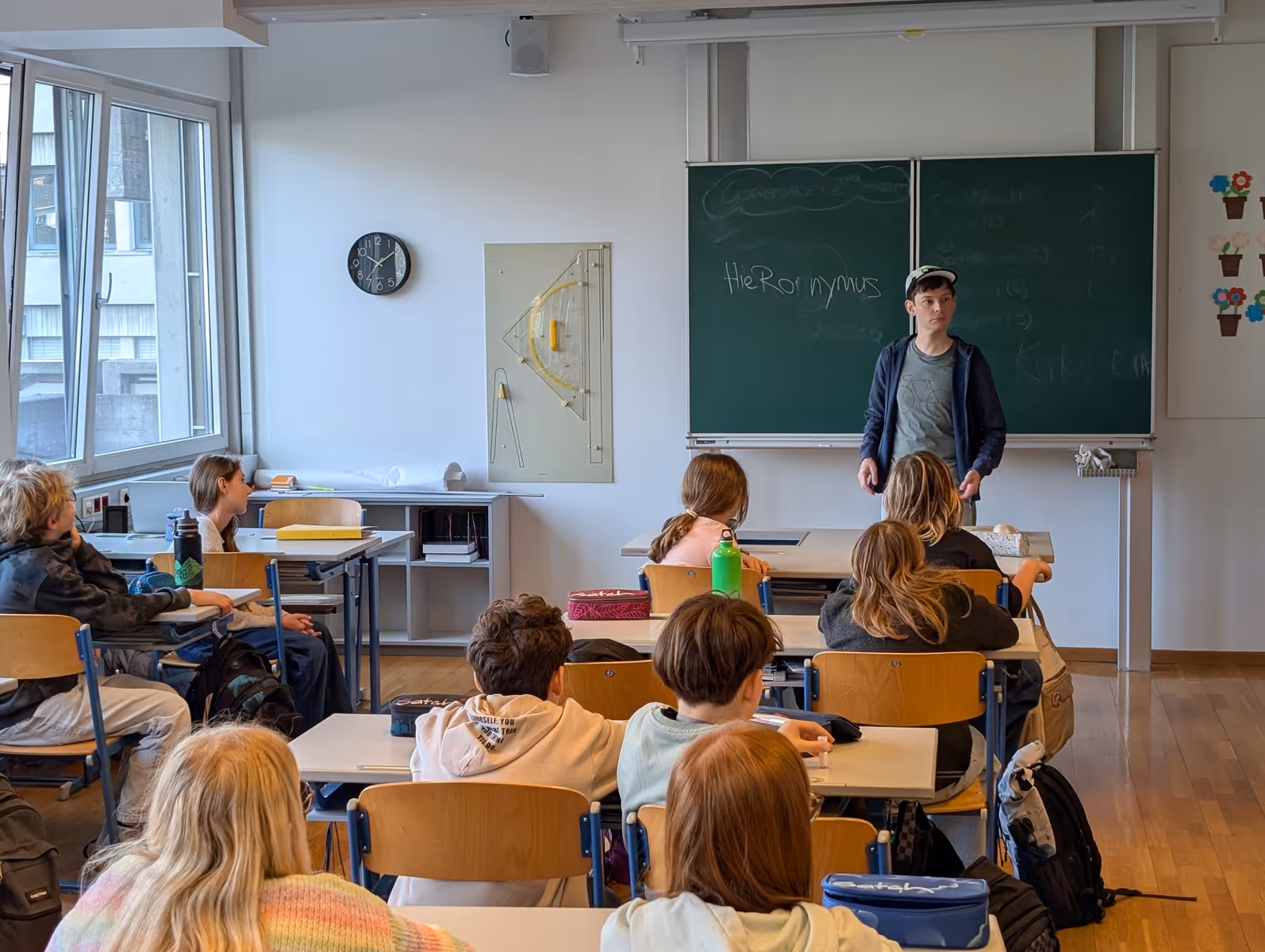 Klassenzimmer-Theater „Ronny von Welt“