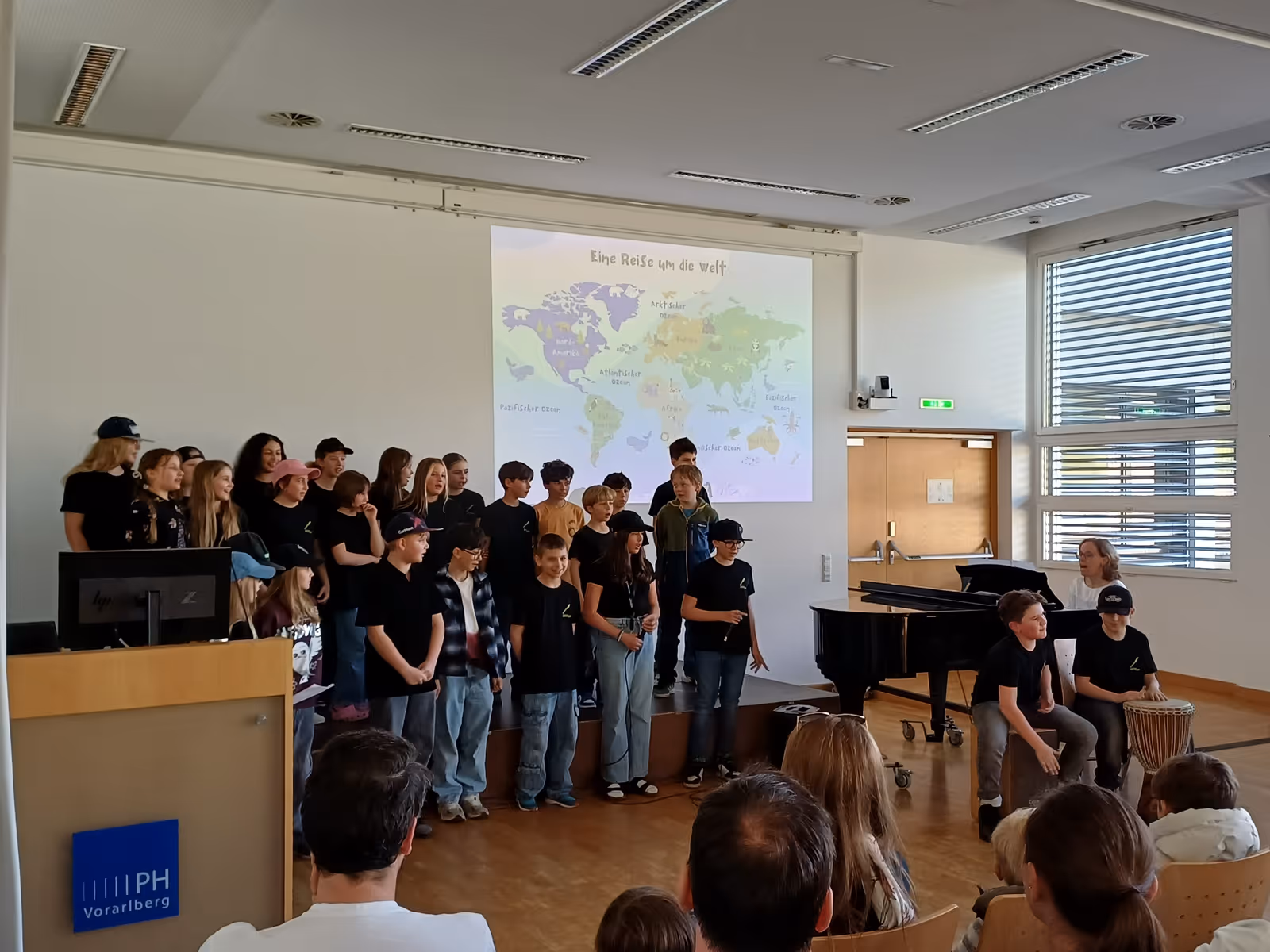 „Eine Reise um die Welt“: Präsentation der 1. Motto-Woche der Unterstufe