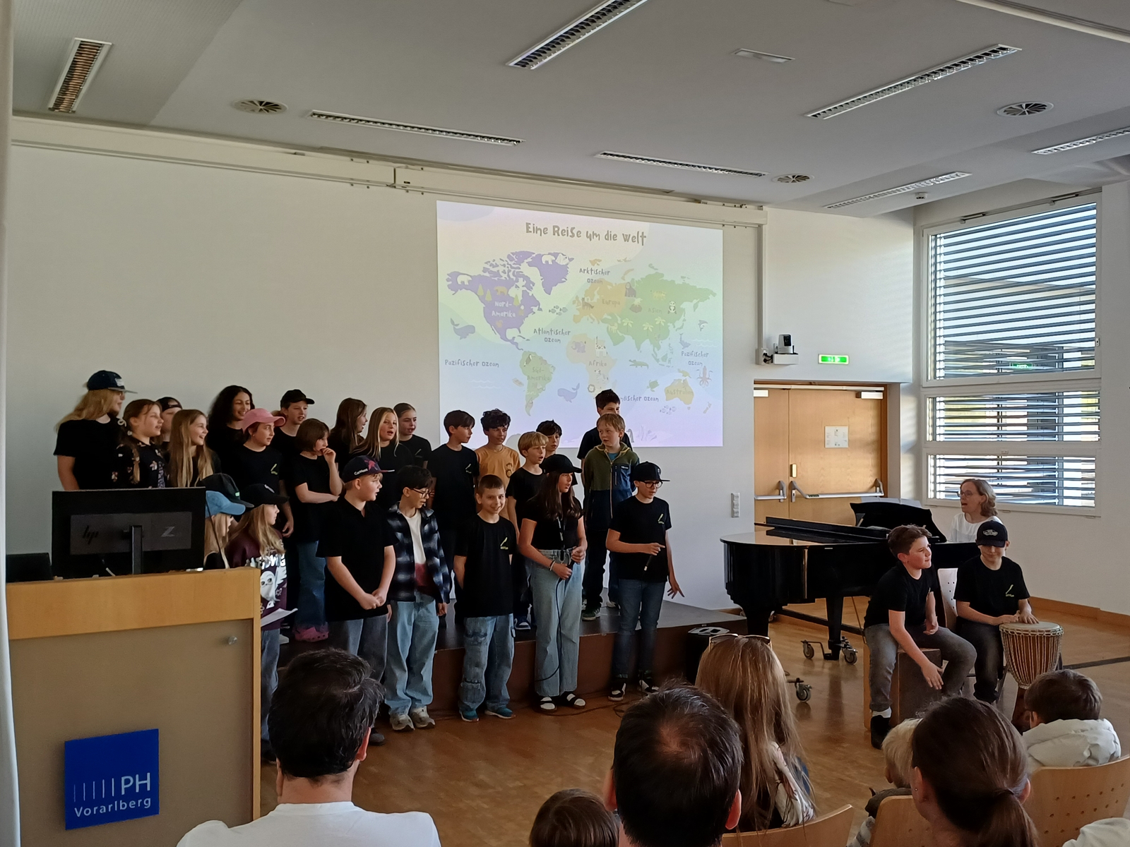 „Eine Reise um die Welt“: Präsentation der 1. Motto-Woche der Unterstufe