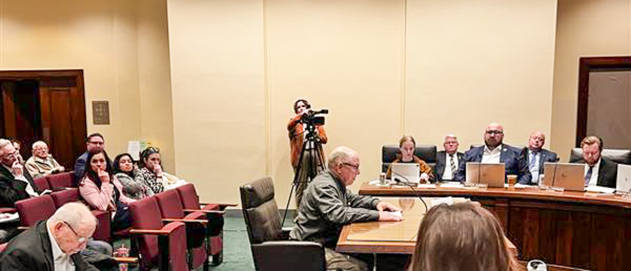 Revenue Committee Hears Testimony on School Bond Guardrails