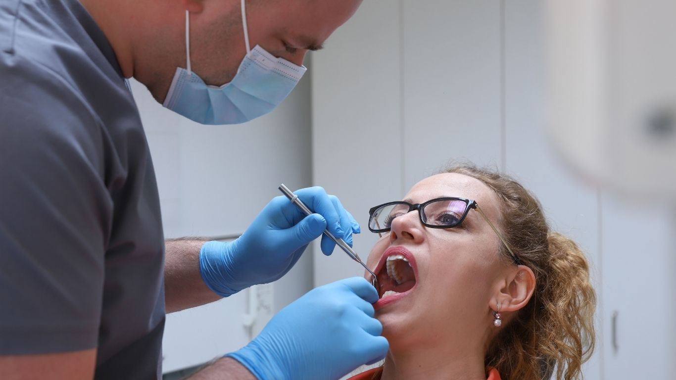 Fogmegtartó, konzerváló kezelések