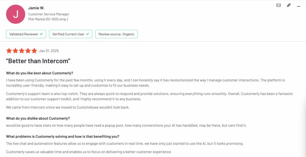 Positive G2 review from a Customer Service Manager who tried Customerly