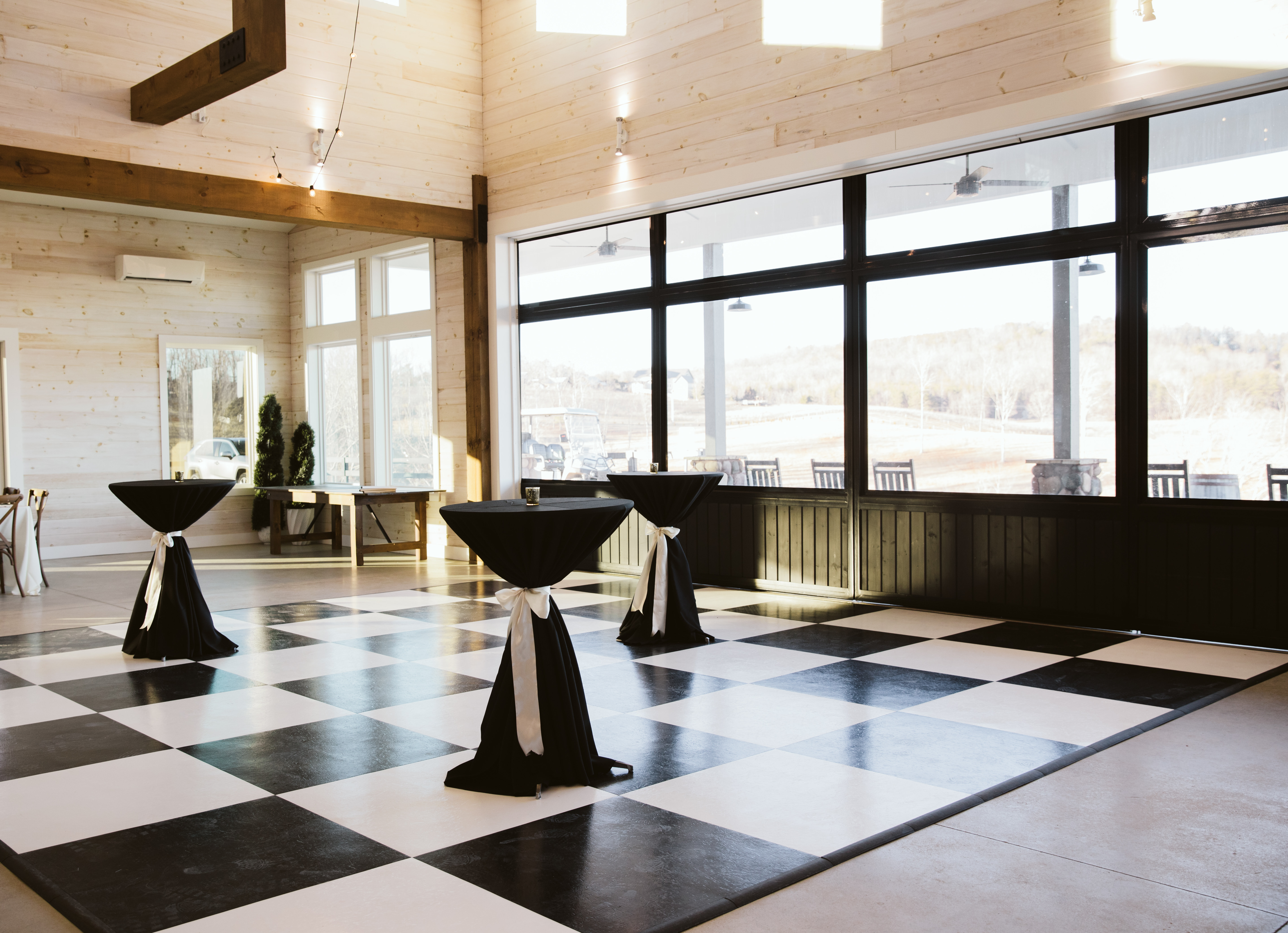 the overlook at kc bison ranch wedding venue