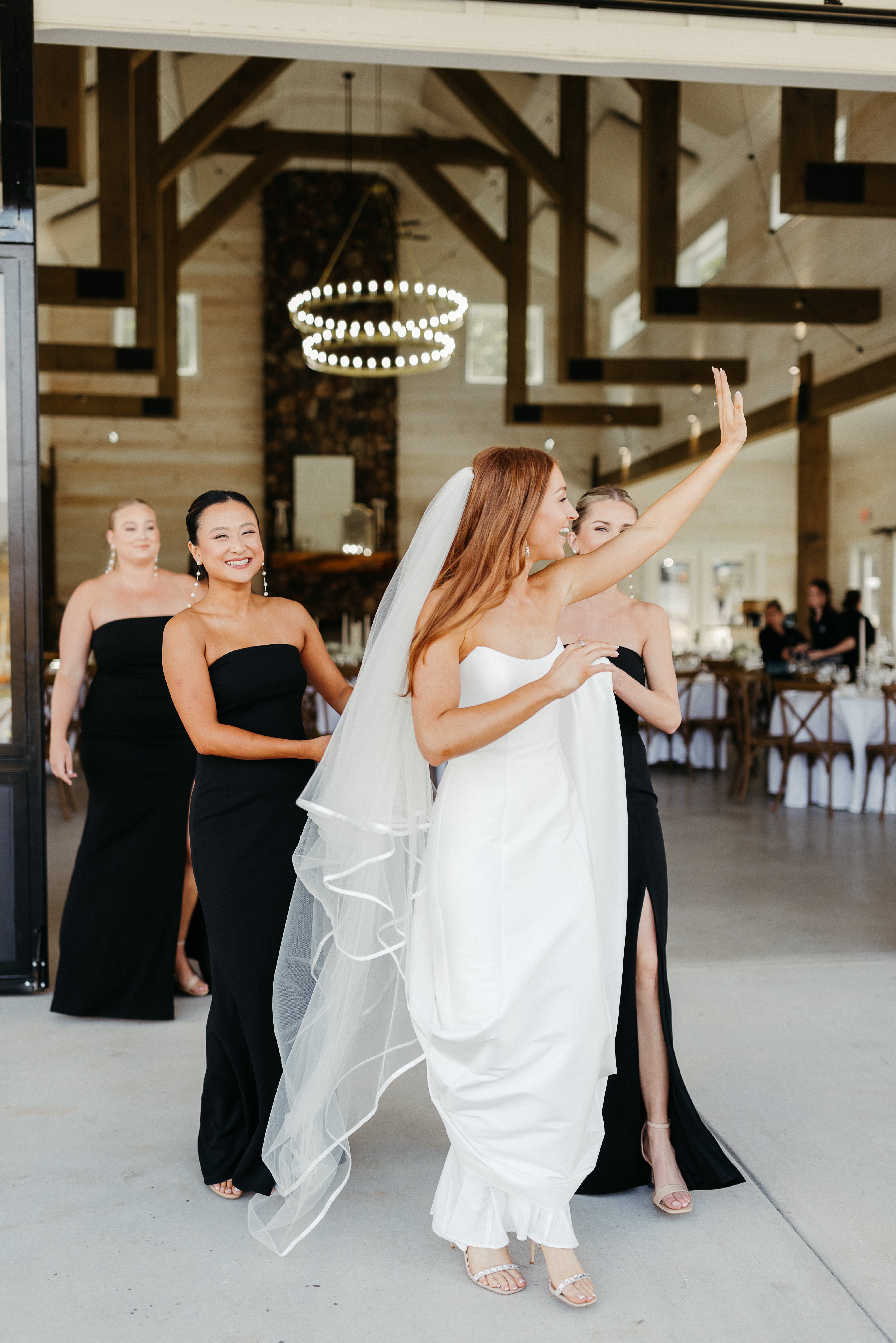 How The Overlook at KC Bison Ranch Creates a One of a Kind Wedding Experience