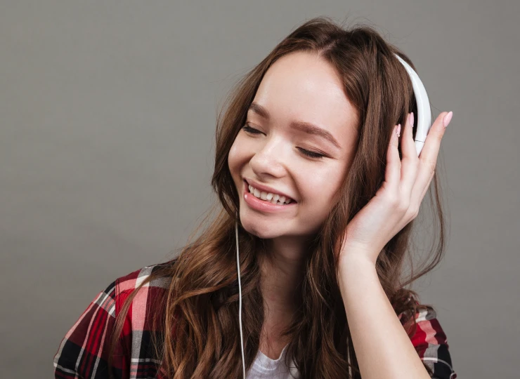 Girl With Call