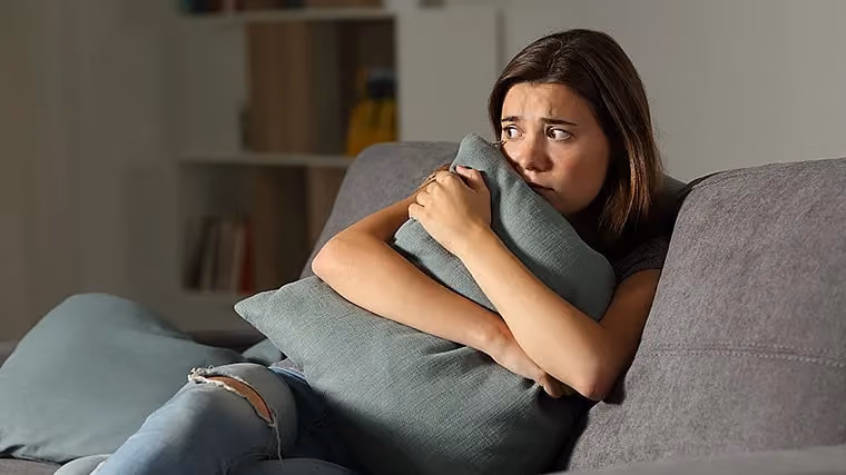 Kiedy strach nas motywuje, a kiedy uniemożliwia nam działanie?