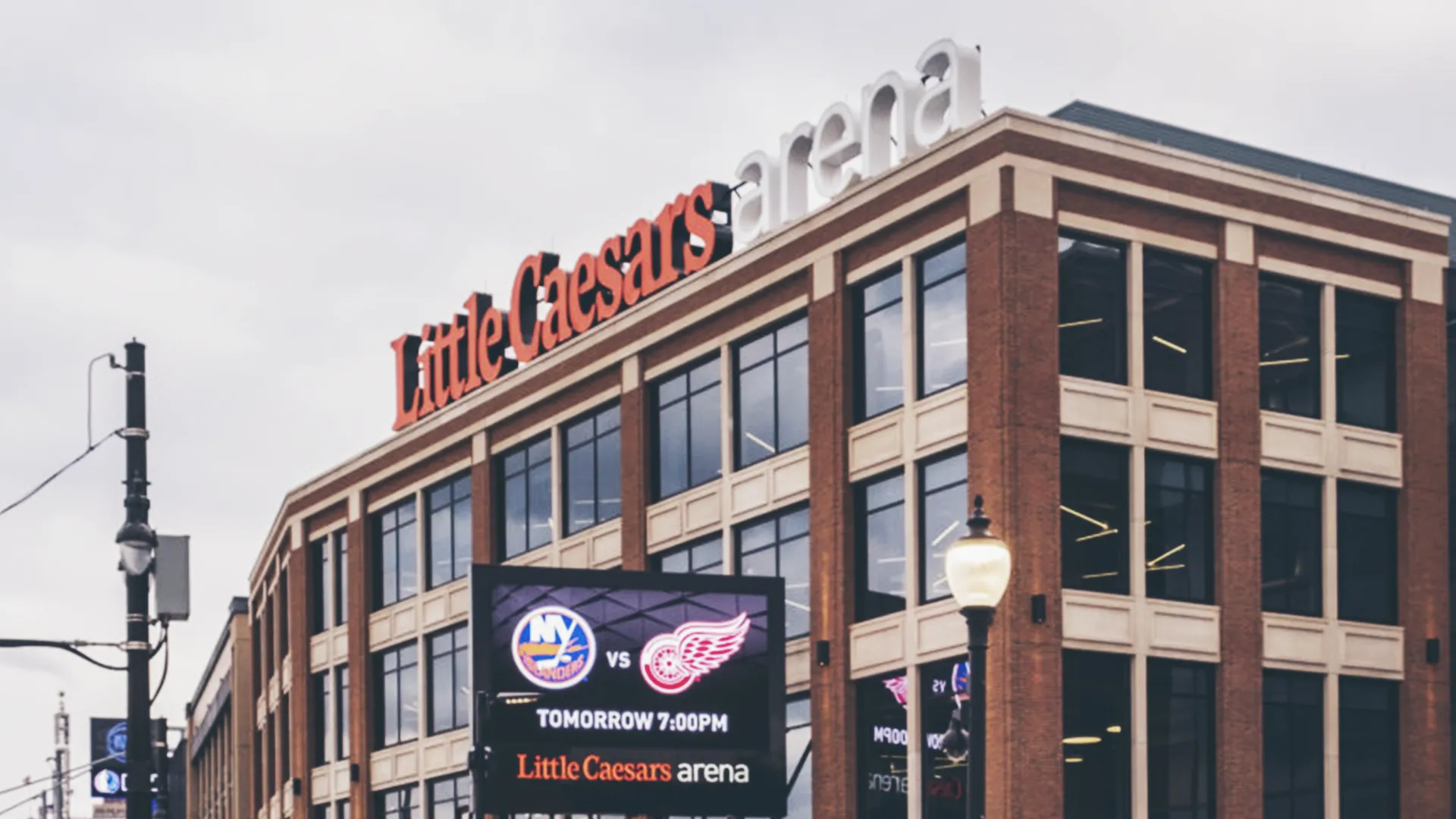 ساحة ليتل سيزرز 