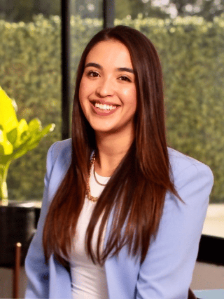 Regina Paredes